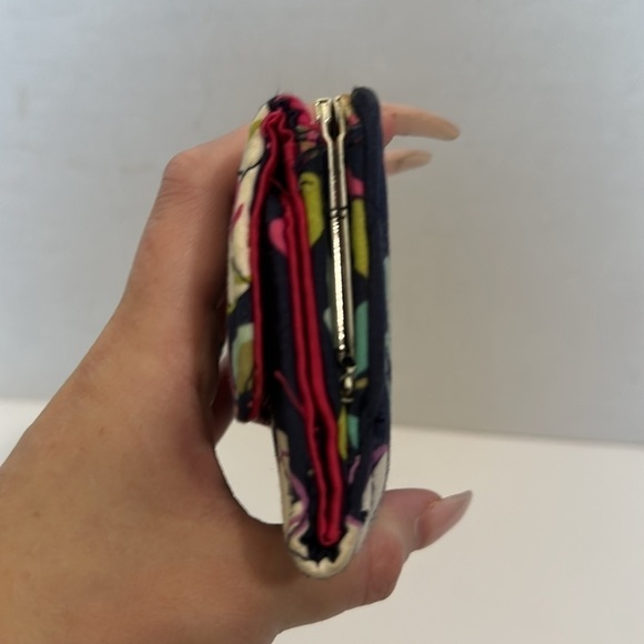 Vera Bradley Bags Small Kisslock Wallet Ribbons NWOT - Picture 4 of 11